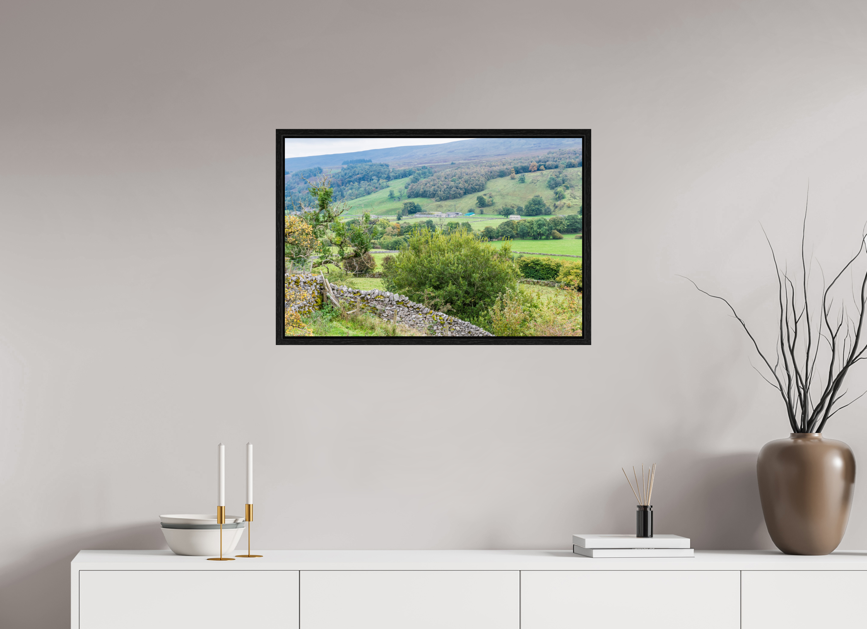 75 x 50 cm, Floater Frame Valley in the Yorkshire Dales