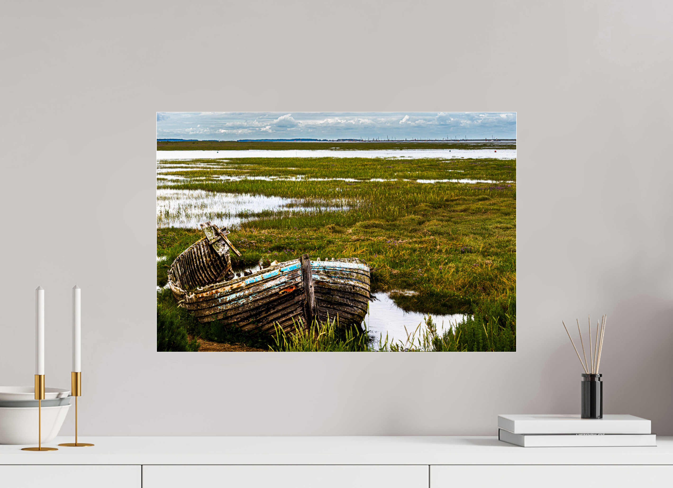 60 x 40 cm, Photo Print Under Acrylic Glass Just Needs a Lick of Paint