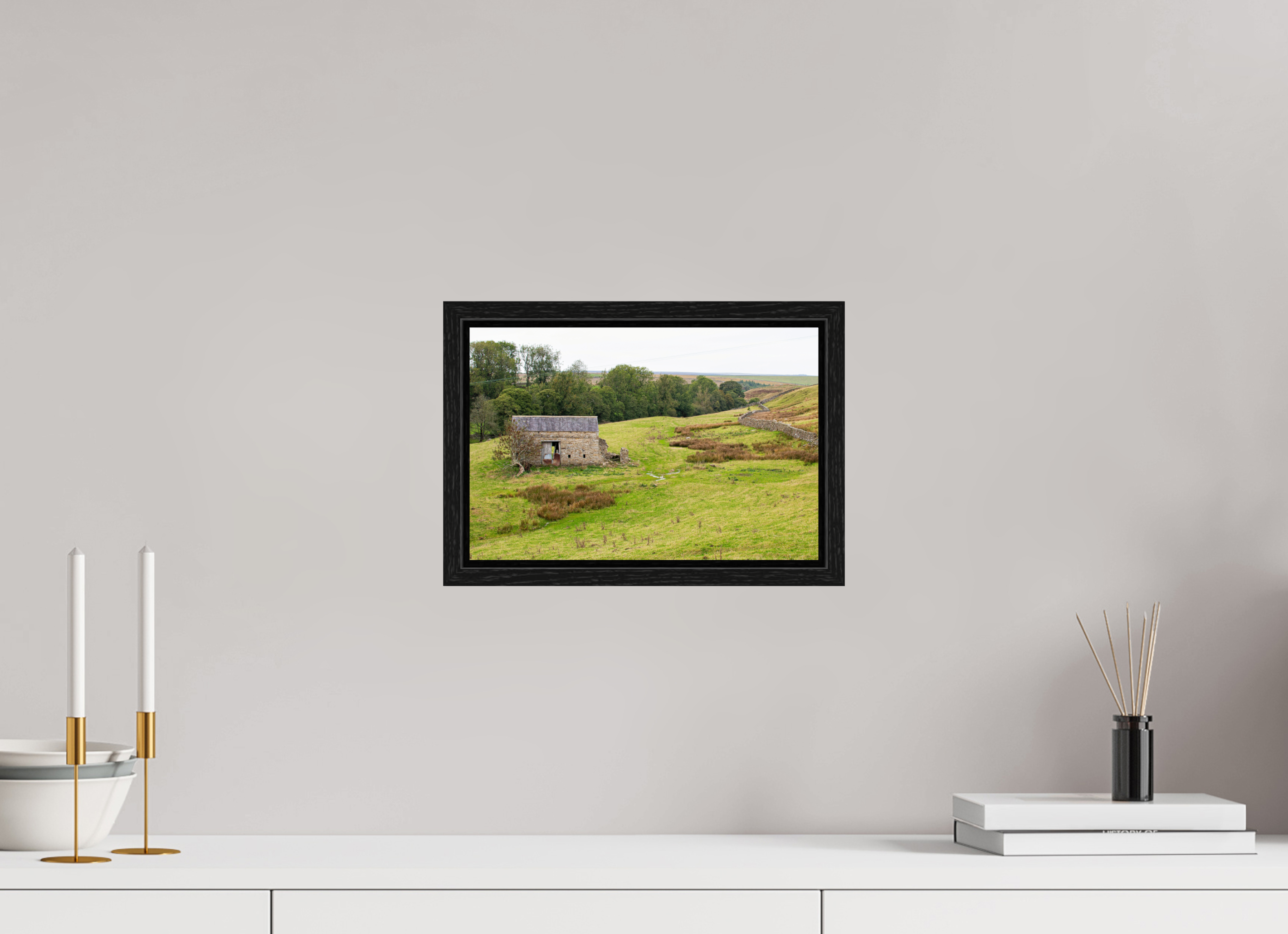 30 x 20 cm, Floater Frame Old Barn in the Yorkshire Dales